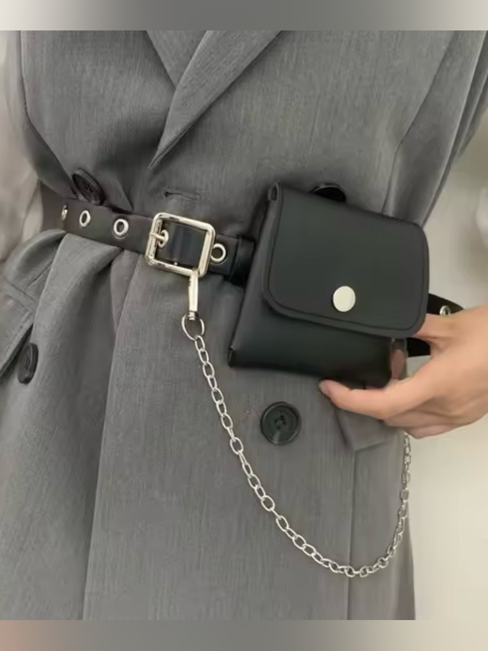 Leather Belt Bag with Chain - Black Mini Bag - Picture 3 of 10